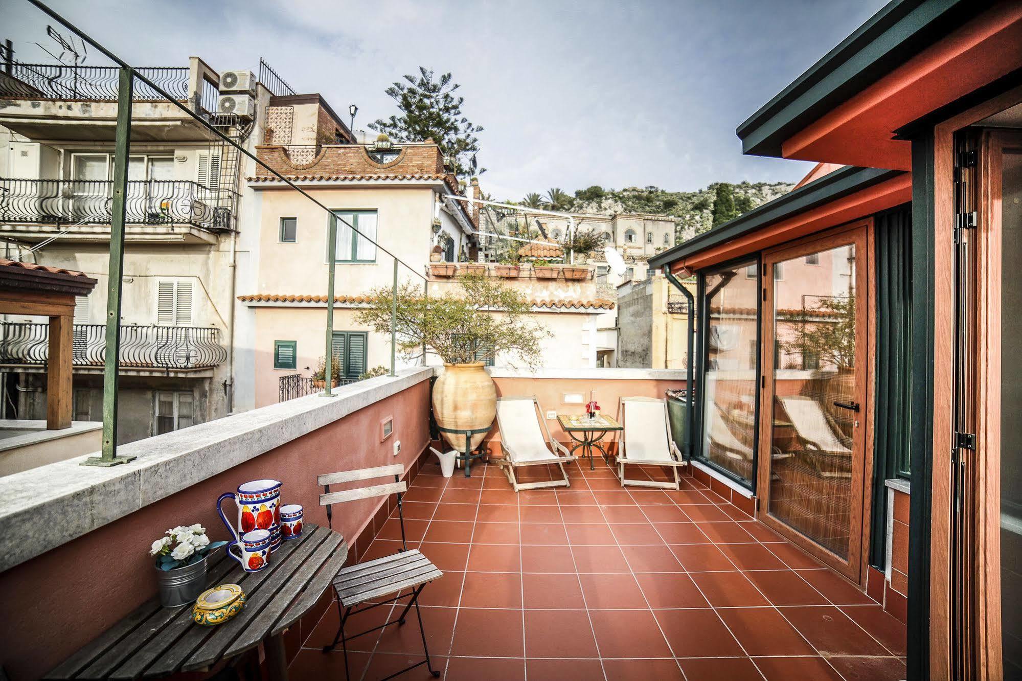 Ferienwohnung Il Gelsomino Taormina Center Exterior foto