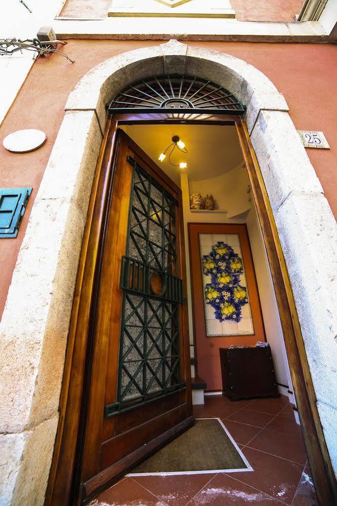 Ferienwohnung Il Gelsomino Taormina Center Exterior foto
